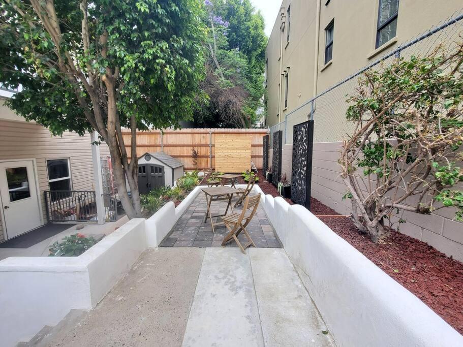 شقة Centrally Located Studio And Cozy Place Perfect For Travelers And Couples! Located In San Diego Downtown! Perfect For Your Quick Getaway! المظهر الخارجي الصورة