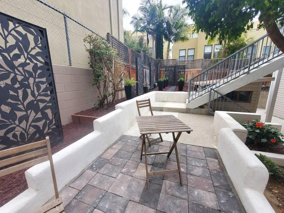 شقة Centrally Located Studio And Cozy Place Perfect For Travelers And Couples! Located In San Diego Downtown! Perfect For Your Quick Getaway! المظهر الخارجي الصورة