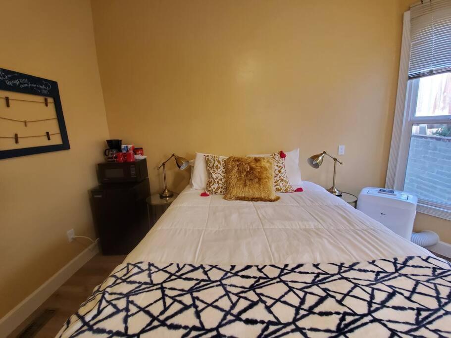 شقة Centrally Located Studio And Cozy Place Perfect For Travelers And Couples! Located In San Diego Downtown! Perfect For Your Quick Getaway! المظهر الخارجي الصورة